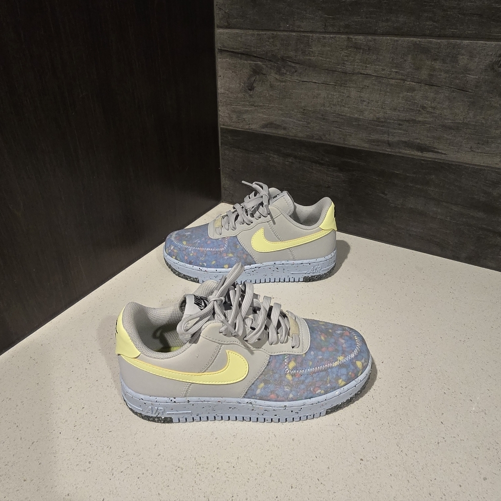 Nike Air Force 1 Crater.